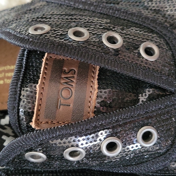 TOMS Limited Edition Sequin Black Cordanes Sneakers 8.5 - Picture 5 of 12